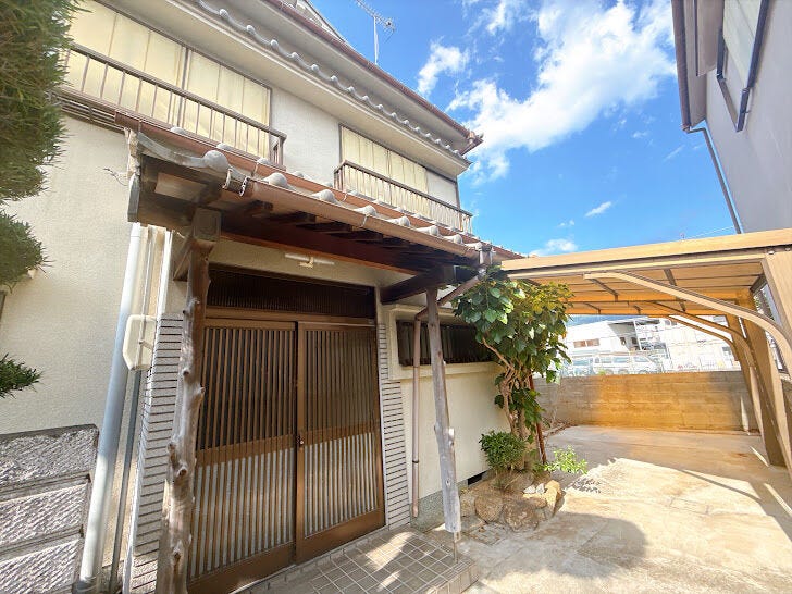 【外観】
「京終駅」より徒歩約8分の立地◎