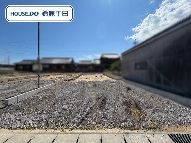 【外観】
若松小学校/大木中学校エリアに建築予定の4LDK。現況更地状態。これから進捗状況をあげていきます。(2026年9月17日 撮影)