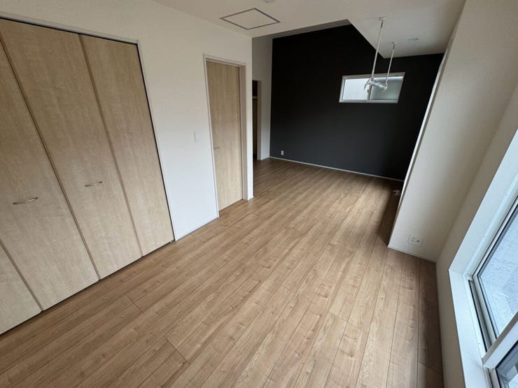 こちらのお部屋は2部屋にすることが可能です。