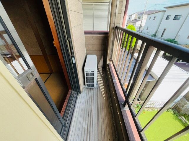 南に面したバルコニーは、お洗濯もよく乾きそうですね
