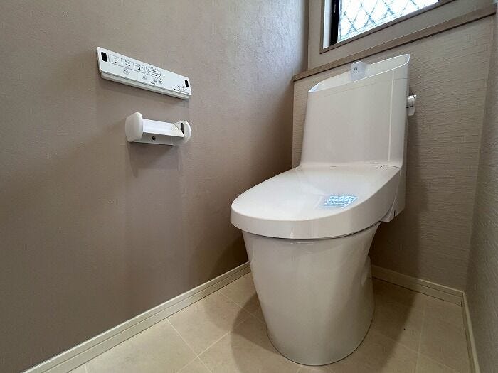 トイレ新品交換!