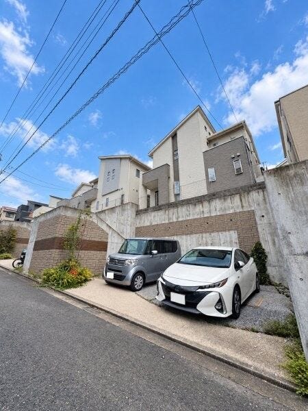【外観】
中井1丁目戸建 4SLDK 空室ですので、ご自身のペースでゆっくり内覧することができます。