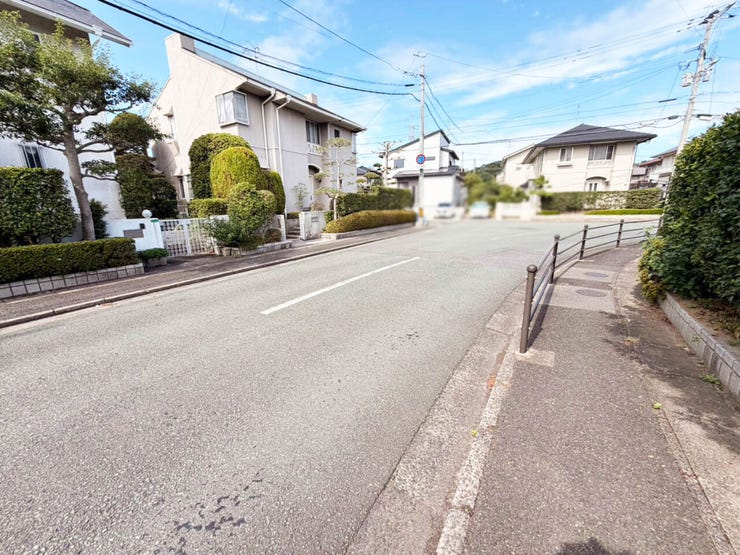 【閑静な住宅街】若松区高須北の中古戸建♪青葉小・高須中学校♪2面採光♪システムキッチン♪都市ガス♪