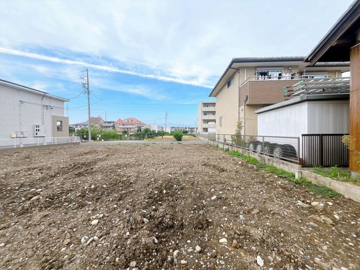 【見学予約】
当物件と同様の物件の見学も可能です!
実際の間取りや雰囲気を体感しながら住まいをイメージできます!気になる方はぜひお気軽にお問い合わせください♪
TEL:0120-729-710