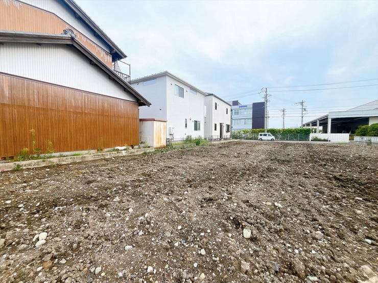 【見学予約】
当物件と同様の物件の見学も可能です!
実際の間取りや雰囲気を体感しながら住まいをイメージできます!気になる方はぜひお気軽にお問い合わせください♪
TEL:0120-729-710