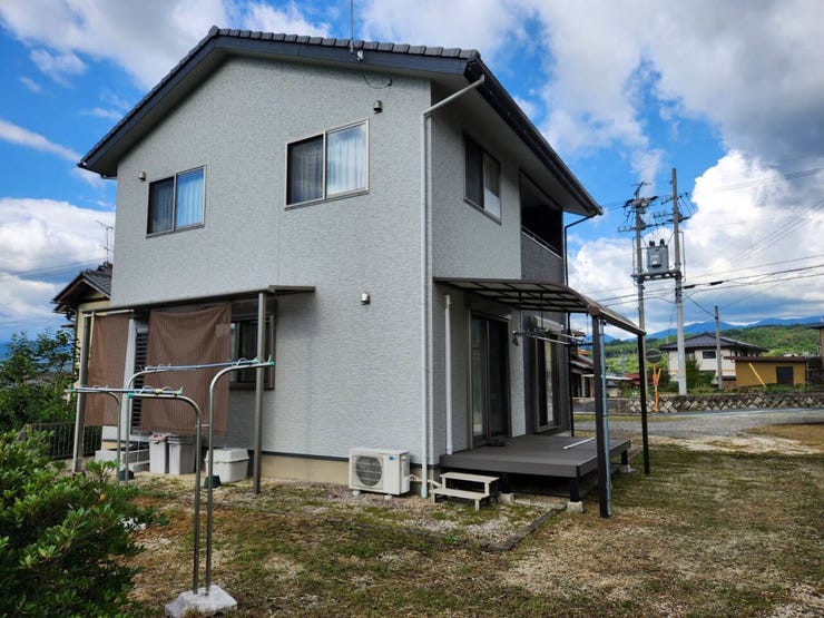 西側より撮影
ウッドデッキついてます!