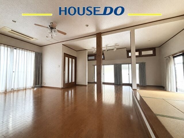 ※リフォーム前の写真です。 小・中学校徒歩5分以内♪
毎日の送り出しにもゆとりが生まれます♪
