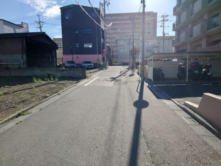 現地(2026年9月)撮影
◎現地案内予約受付中!◎
ご内覧をご希望の際は、ハウスドゥ 八戸市庁前へお気軽にお問い合わせください♪
