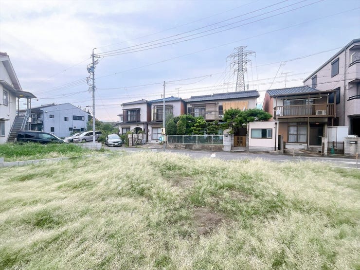 【見学予約】
当物件と同様の物件の見学も可能です!
実際の間取りや雰囲気を体感しながら住まいをイメージできます!気になる方はぜひお気軽にお問い合わせください♪
TEL:0120-729-710