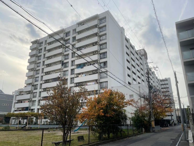 【外観】
令和8年9月上旬完成予定。新規リノベーション物件。