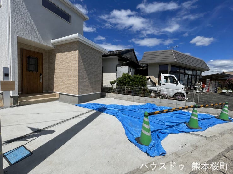 ■車と趣味の幅が広がる場所■単なる駐車スペースではない、洗車やタイヤ交換、DIYにも使える多目的な屋外スペースです。