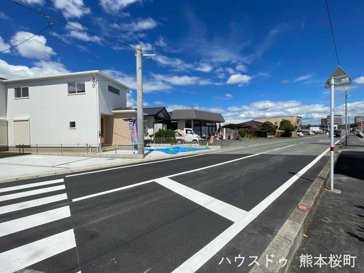 ■理想を叶える新しい暮らしの舞台■高いデザイン性と機能性を兼ね備えた住まい。ここで、家族の新しい物語が始まります。