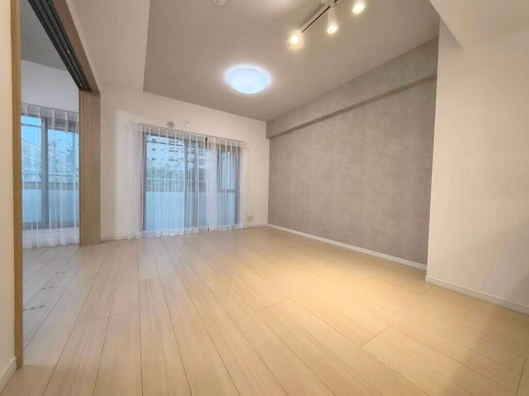 【Living】広さと明るさにこだわったリビング。家族とのコミュニケーションが弾む空間です。