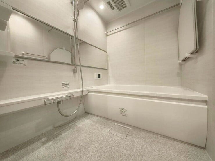 【Bathroom】リラックスできる空間で、一日の疲れを癒し、心身共にリフレッシュできます。