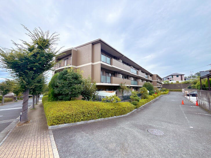 公園の多い地域です。お気に入りの家から足を少し伸ばして、お散歩などでゆったり過ごす時間も有意義です。