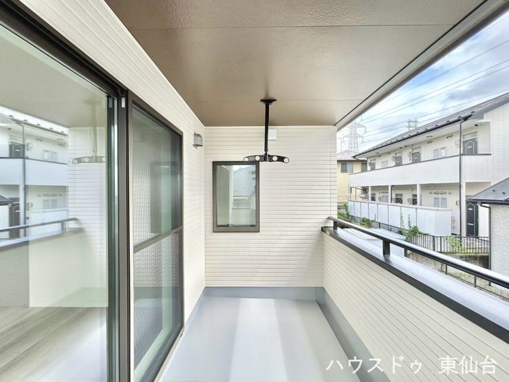 動線に余裕のある使いやすいバルコニーです♪