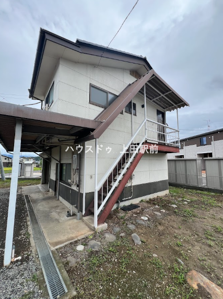 離れ