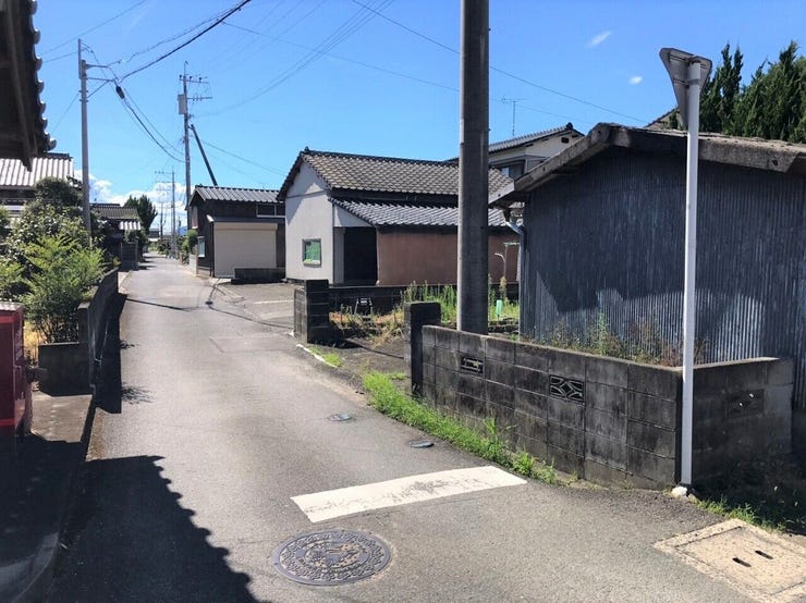 南側道路(西向き)