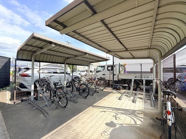 居住者用の駐輪スペースを確保しています。