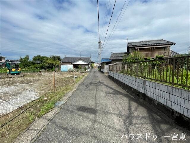 ≪東側北向き 幅約3.6m≫
セットバックが必要となりますが、緊急車両なども入ってこれるようになるので災害時にも安心ですね。