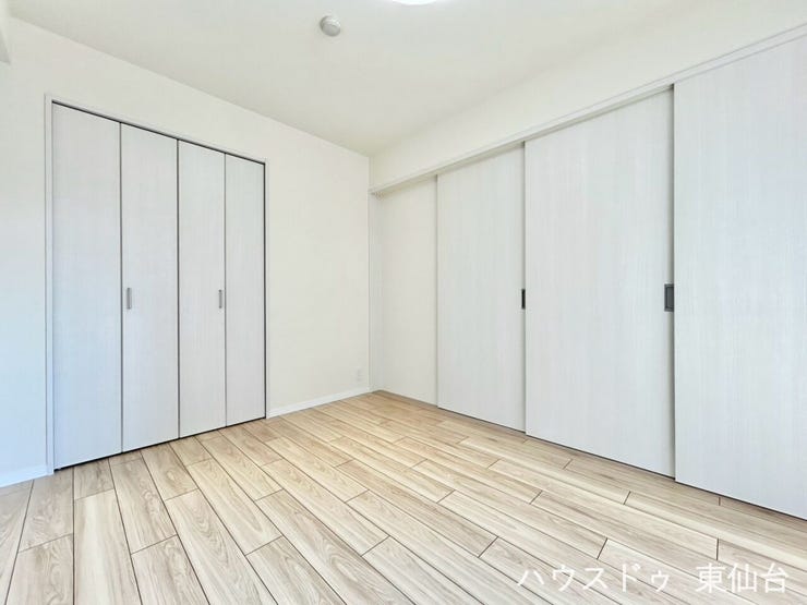 リビングと程よい距離感で多用途に使える