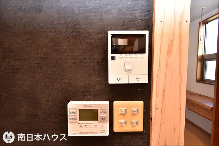 【給湯モニター、モニター付きインターホン】