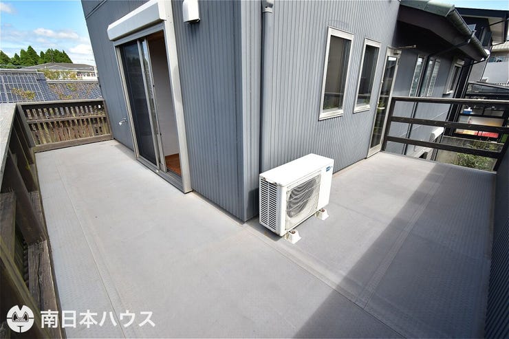 【バルコニー】
