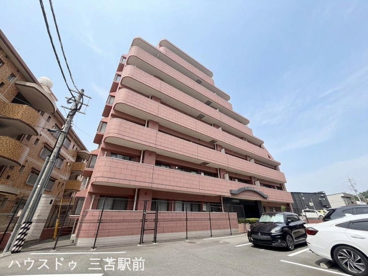 【外観】
《外観》
全34戸のマンション♪JR香椎駅まで徒歩15分の立地!