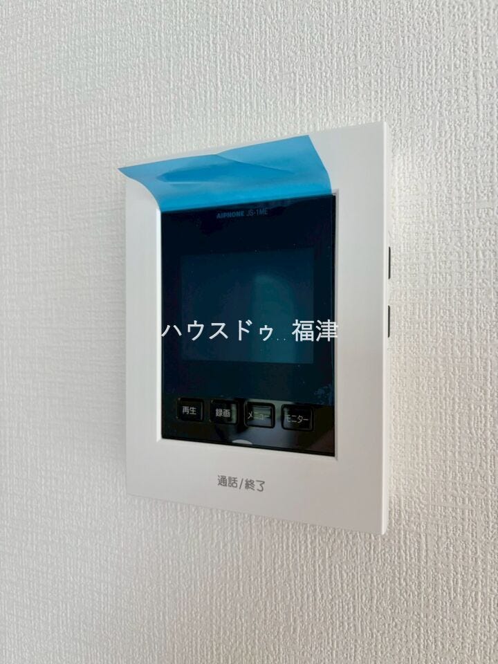 来訪者の顔が見えるので、
お子様が一人でお留守番をしても安心。
《福津市西福間1丁目 新築戸建》