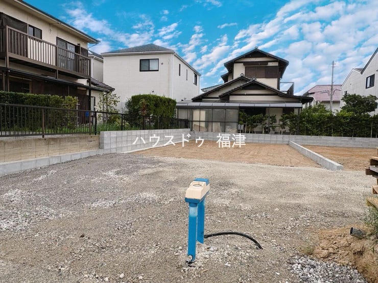 未完成物件は立地を確認後、
同メーカーが建てたお家をご案内!
《福津市若木台1丁目 新築戸建》