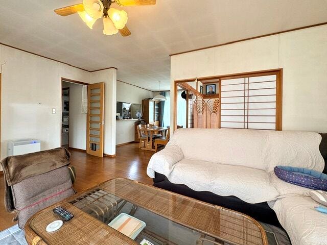 LDKは23畳ございます