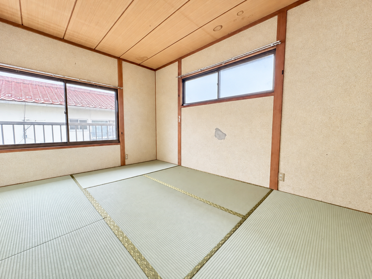 2F日当たり・通風ともに良好な和風空間。