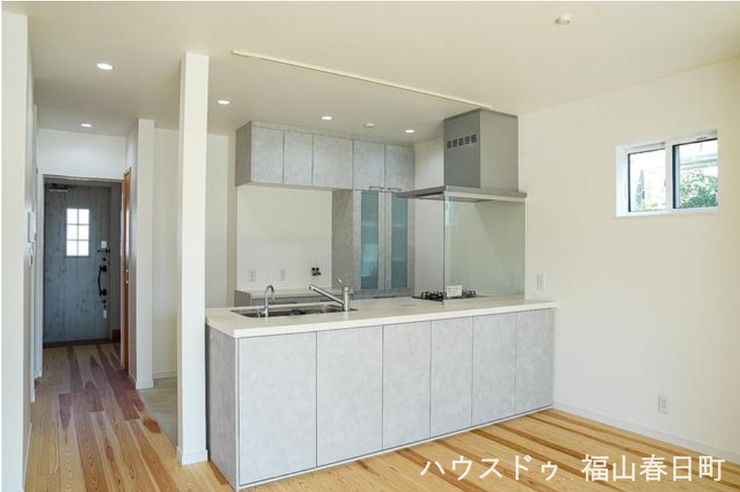 ■料理が楽しくなるキッチン■対面式カウンターで家族との会話を楽しみながら調理できる、機能性と開放感を兼ね備えた空間です。