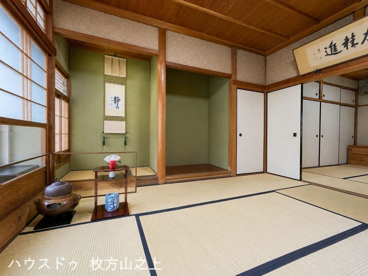 昔ながらの和の美しさが残る一室です
