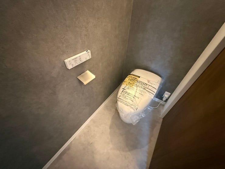 ■タンクレスのトイレです!
■シックで落ち着きのある空間です!