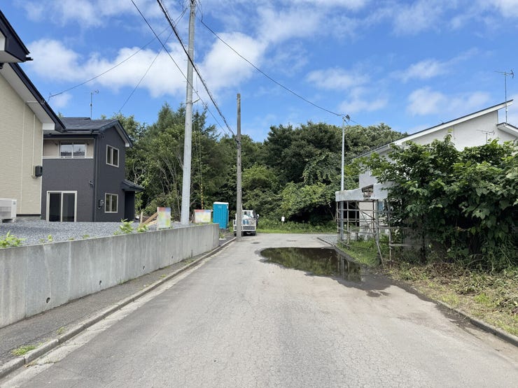 現地(2026年8月)撮影
◎現地案内予約受付中!◎
ご内覧をご希望の際は、ハウスドゥ 八戸市庁前までお気軽にお問い合わせくださいませ♪