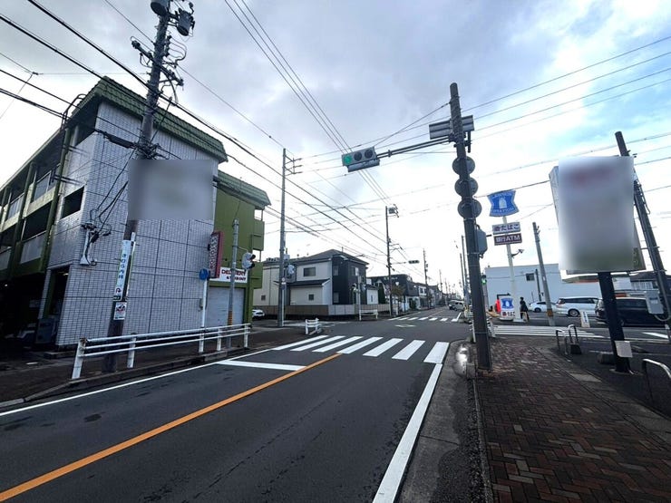 ■西側道路 幅員約12.5m
■名鉄名古屋本線「奥田駅」 徒歩約10分