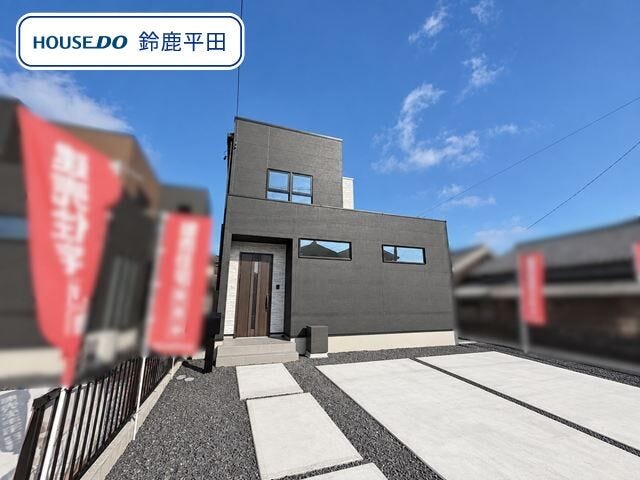 【外観】
桜島小学校/白子中学校エリアに建つ全居室に収納を備えた4LDK。周辺環境の確認を兼ねて一度見学してみませんか。
(2026年9月12日 撮影)