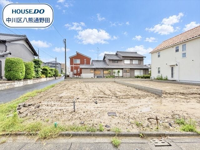 【外観】
【中郷エリア】新築戸建て、ご紹介させていただきます♪
名古屋市東山線/高畑駅まで徒歩16分
・名古屋市立荒子小学校まで徒歩8分(約630m)
・名古屋市立一柳中学校まで徒歩9分(約670m)