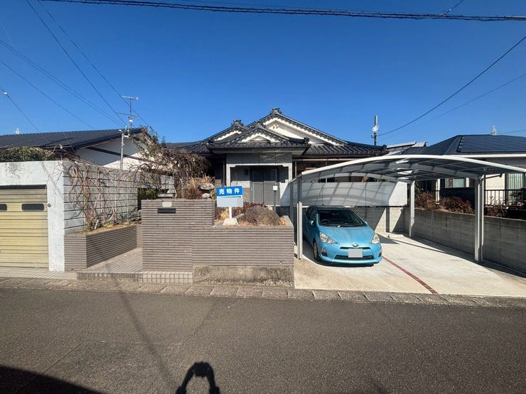 【外観】
内覧可能です。
お気軽にお問い合わせください♪