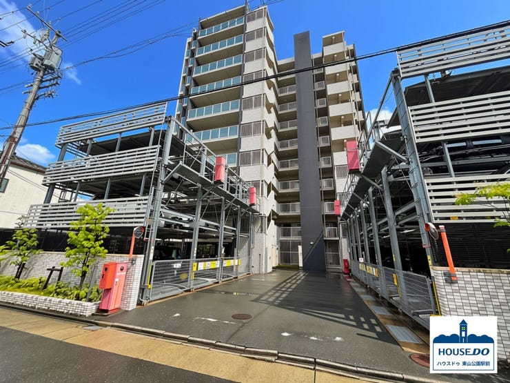 敷地内機械式駐車場のようす