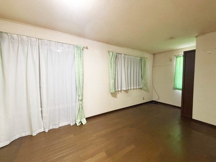 八幡西区千代中古戸建♪カウンターキッチン♪システムキッチン♪都市ガス♪駐車スペース2台♪カーポート♪