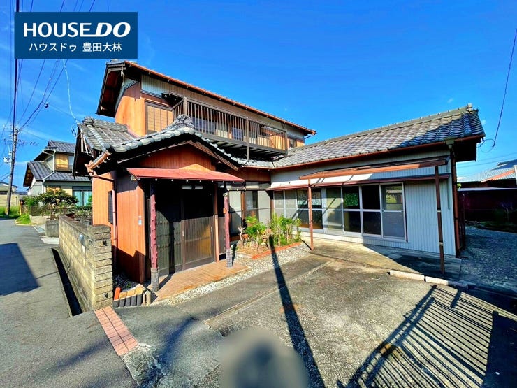 【外観】
*駒場小学校・前林中学校*
見るだけ聞くだけOK!【お気軽に資料請求!不動産のことならなんでも/ハウスドゥ豊田大林】