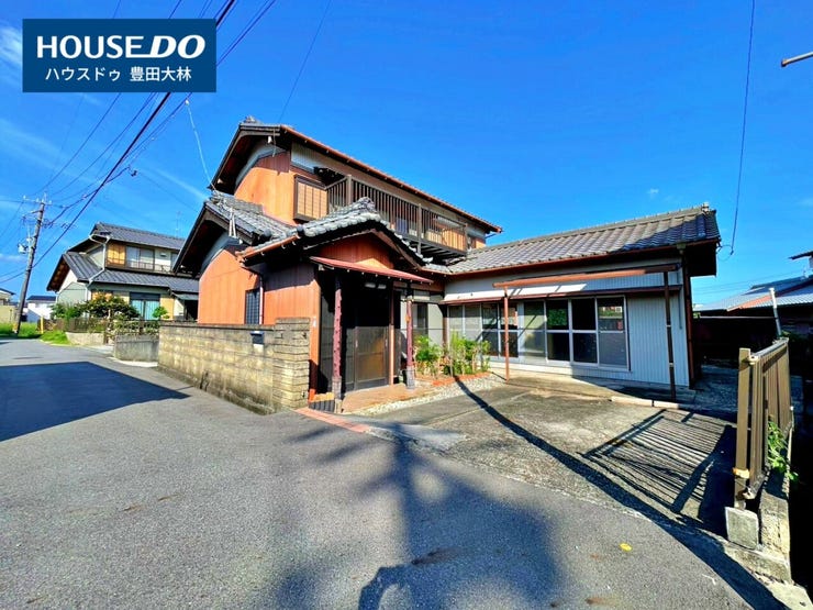 *駒場小学校・前林中学校*
見るだけ聞くだけOK!【お気軽に資料請求!不動産のことならなんでも/ハウスドゥ豊田大林】