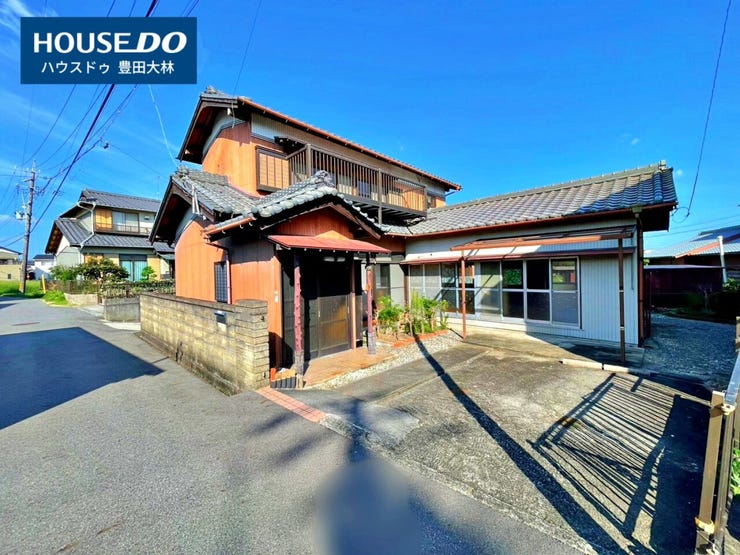 *駒場小学校・前林中学校*
見るだけ聞くだけOK!【お気軽に資料請求!不動産のことならなんでも/ハウスドゥ豊田大林】