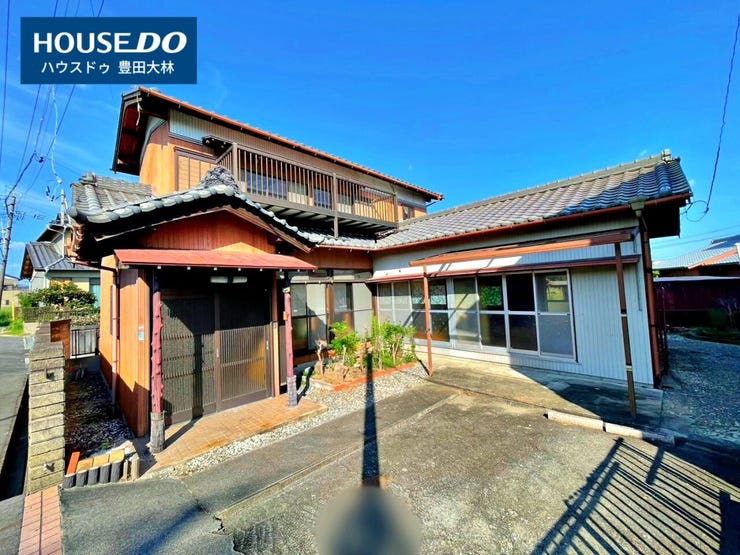 *駒場小学校・前林中学校*
見るだけ聞くだけOK!【お気軽に資料請求!不動産のことならなんでも/ハウスドゥ豊田大林】