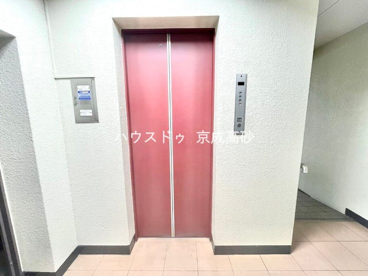 エレベーター1基