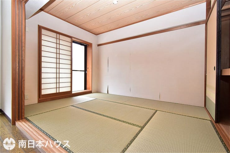 稲荷町 ライオンズマンション稲荷町 【和室】6帖の和室です！令和8年8月に畳交換をしてあります♪南向きで日当たり良好♪