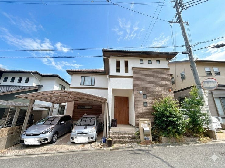 【外観】
「学研奈良登美ヶ丘駅」より徒歩約14分の立地◎