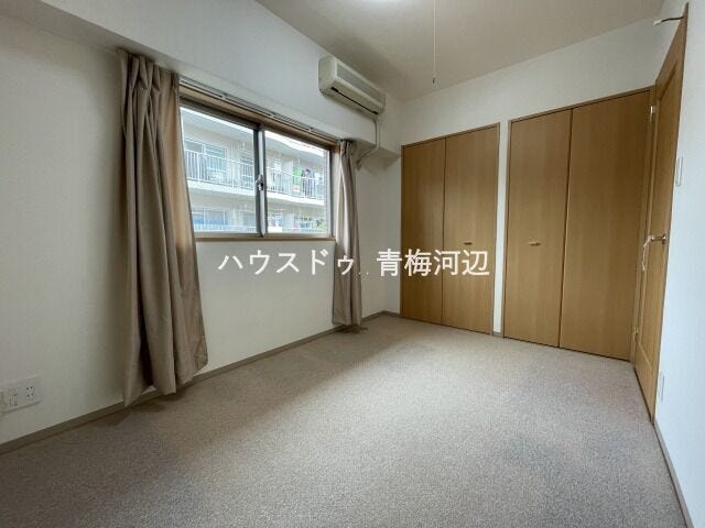 5帖洋室:収納がしっかりあるので、お部屋を広くお使いただけます。小物なども収納できるのでレイアウトも楽しむことができそうです。